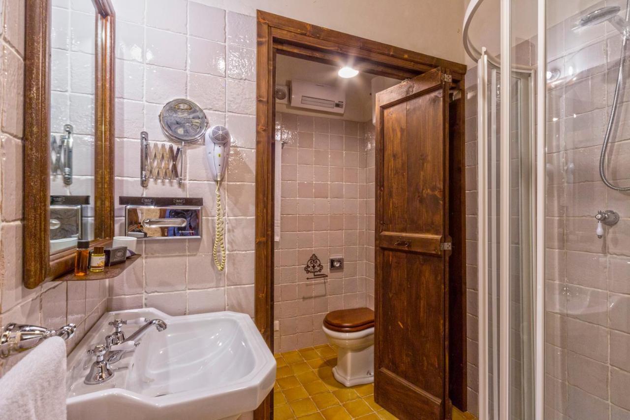 Masseria Fortificata Lo Zafferaneto Buccheri エクステリア 写真