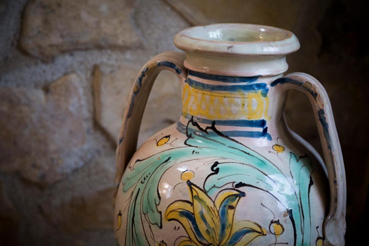 Masseria Fortificata Lo Zafferaneto Buccheri エクステリア 写真