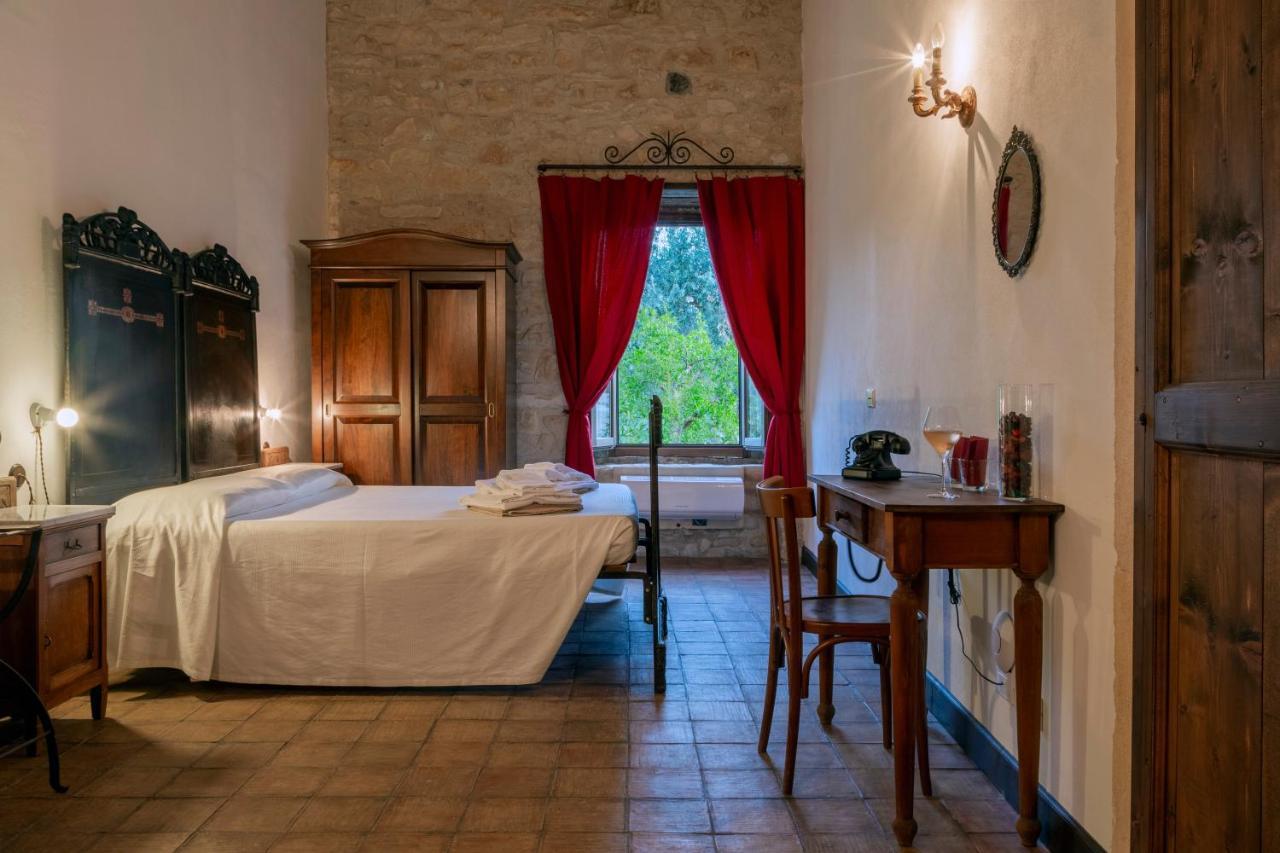 Masseria Fortificata Lo Zafferaneto Buccheri エクステリア 写真